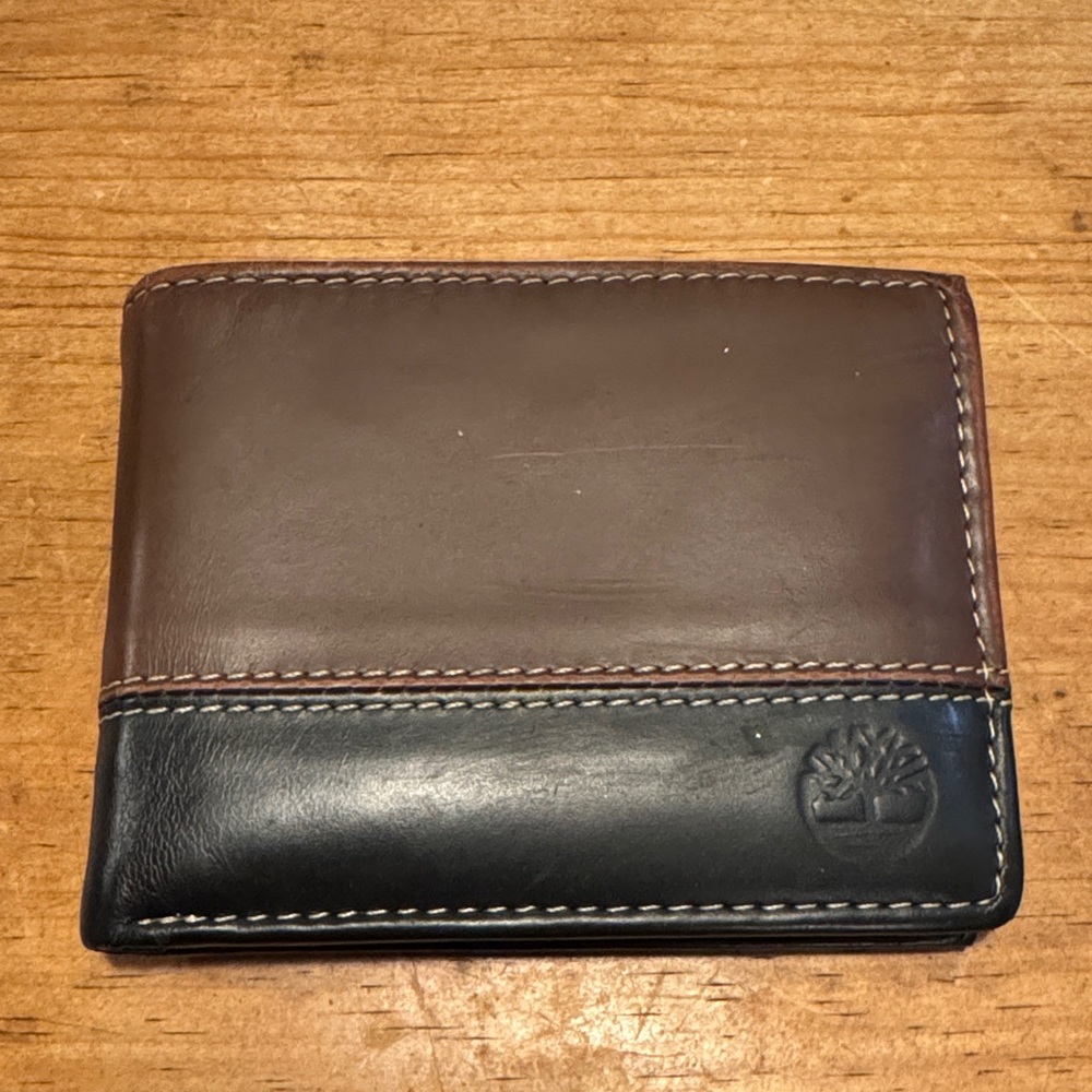 Timberland Two-Tone Leather wallet
